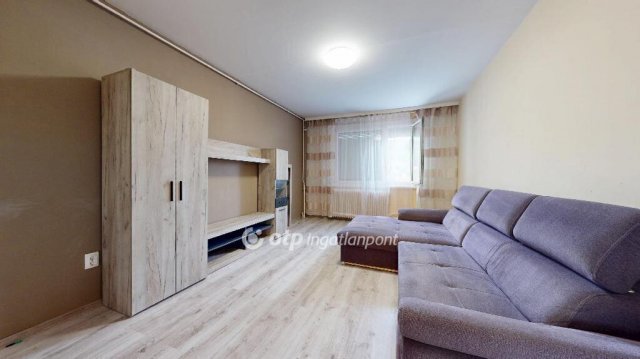 Eladó panellakás, Miskolcon 34.9 M Ft, 2 szobás