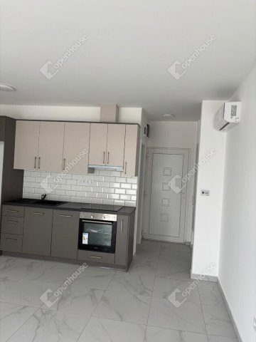 Kiadó téglalakás, albérlet, Győrött 230 E Ft / hó, 3 szobás