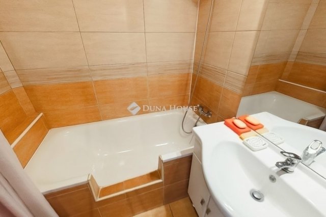 Eladó panellakás, Budapesten, XIX. kerületben 61.5 M Ft, 2 szobás