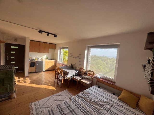 Eladó telek, Biatorbágyon 25 M Ft / költözzbe.hu