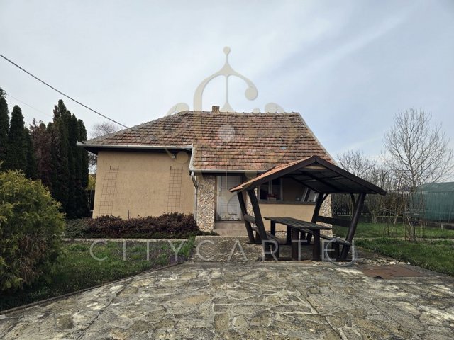 Eladó családi ház, Bodrogolasziban 127 M Ft