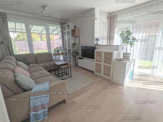 Eladó ikerház, Budapesten, III. kerületben 218 M Ft, 3+2 szobás