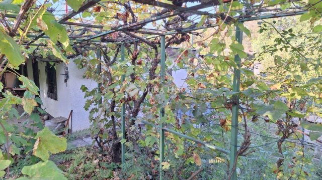 Eladó nyaraló, Kulcson 9.5 M Ft, 2 szobás / költözzbe.hu