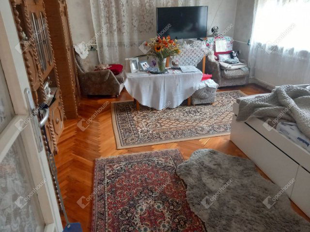 Eladó családi ház, Orosházán 22 M Ft, 4 szobás