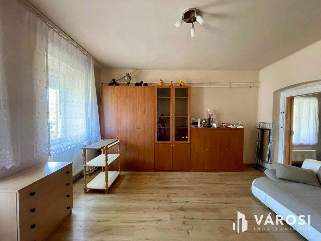 Eladó családi ház, Enyingen 29.1 M Ft, 2 szobás