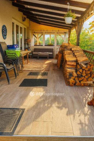 Eladó családi ház, Délegyházán 129.5 M Ft, 4 szobás