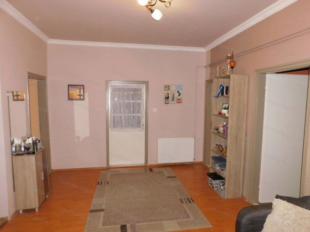 Eladó családi ház, Kutason 24 M Ft, 3 szobás