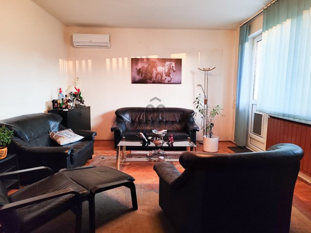 Eladó családi ház, Budapesten, X. kerületben 320 M Ft, 7 szobás