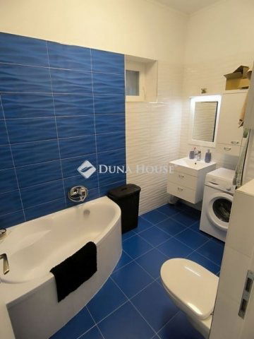 Eladó téglalakás, Győrött 75.99 M Ft, 3 szobás