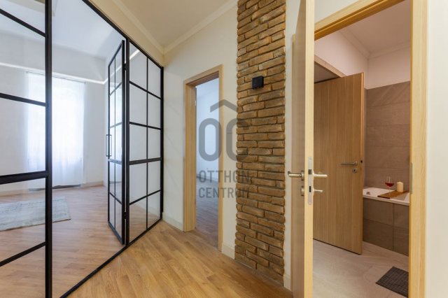 Eladó téglalakás, Budapesten, VI. kerületben 164 M Ft, 4 szobás