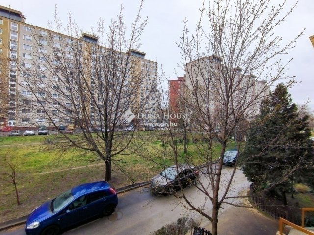 Eladó panellakás, Budapesten, X. kerületben 62.9 M Ft, 2+1 szobás