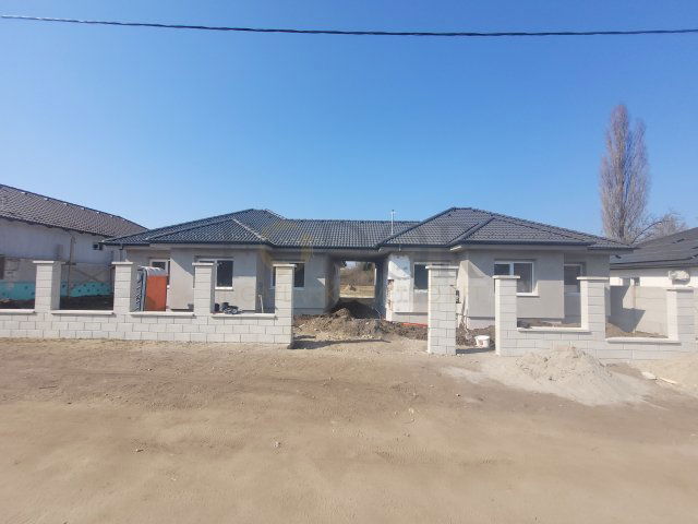 Eladó ikerház, Erdőkertesen 109.5 M Ft, 5 szobás