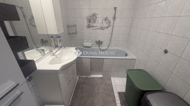 Eladó családi ház, Bükön 87.5 M Ft, 7 szobás