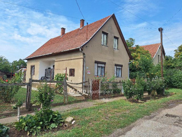 Eladó családi ház, Tiszaörsön 15.99 M Ft, 3 szobás