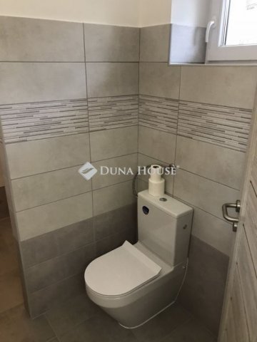 Eladó családi ház, Budapesten, XVIII. kerületben 115.3 M Ft