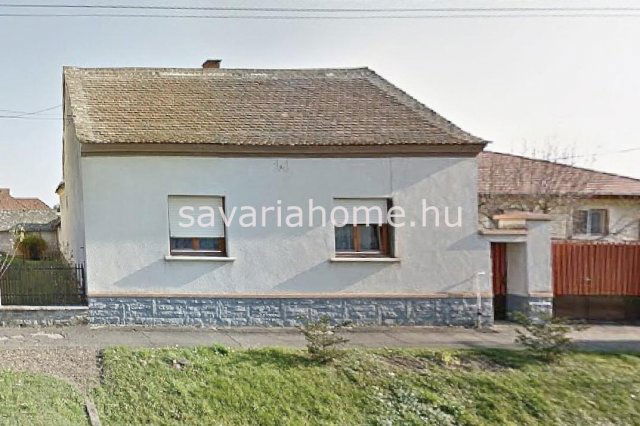 Eladó családi ház, Pecölön 38.9 M Ft, 2 szobás