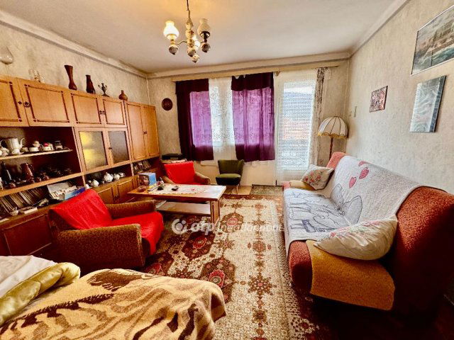 Eladó téglalakás, Királdon 12 M Ft, 2+1 szobás