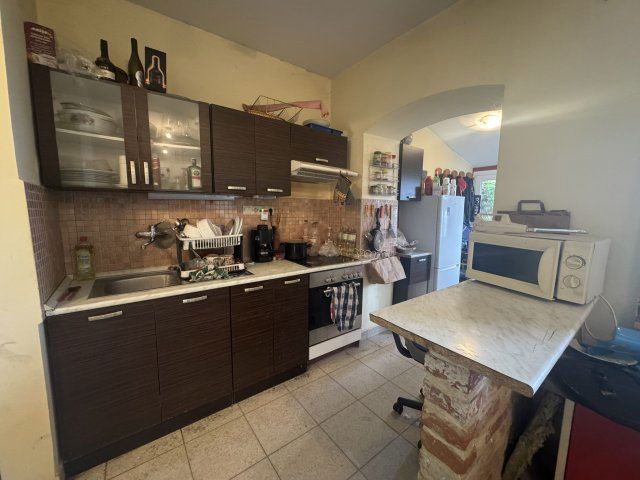 Eladó téglalakás, Pécsett 19.9 M Ft, 1 szobás