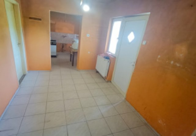 Eladó családi ház, Váckisújfalun 40 M Ft, 2 szobás
