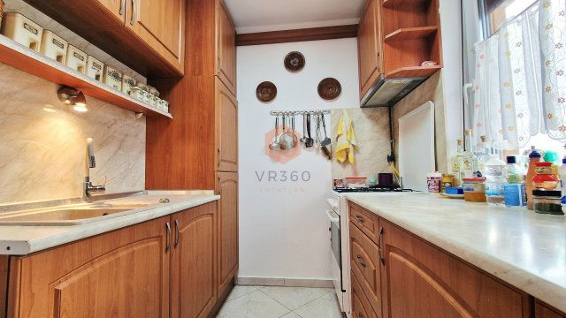 Kiadó téglalakás, albérlet, Pécsett 180 E Ft / hó, 1+2 szobás