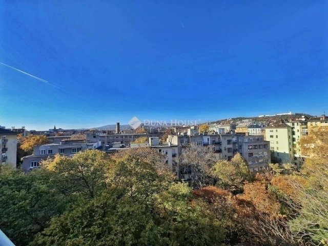 Eladó téglalakás, Budapesten, XI. kerületben 74 M Ft, 1 szobás