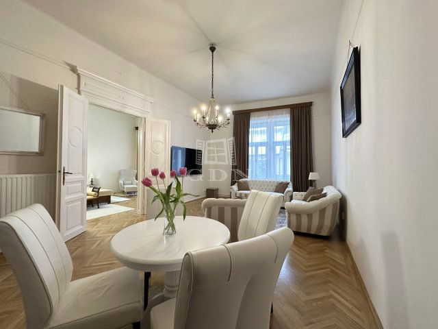 Kiadó téglalakás, albérlet, Székesfehérvárott 290 E Ft / hó