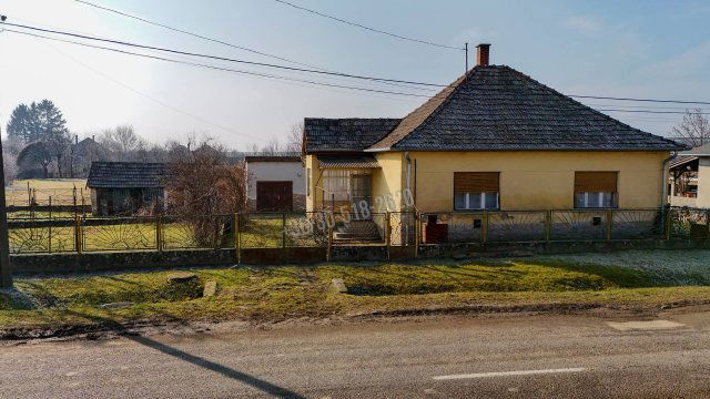 Eladó családi ház, Érsekvadkerten 19.99 M Ft, 3 szobás