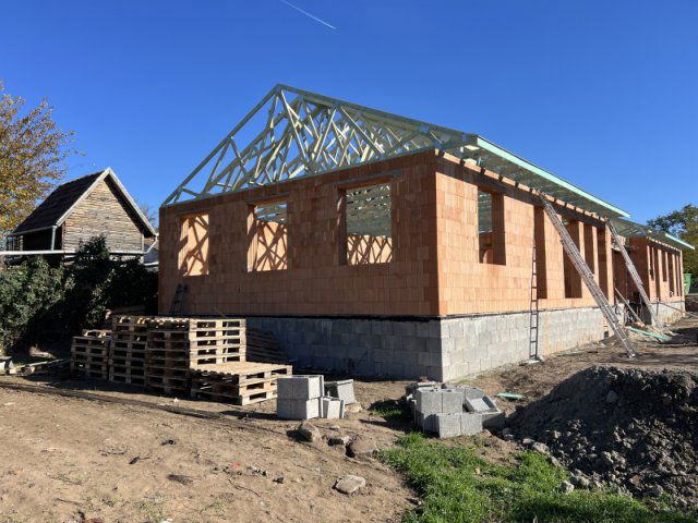 Eladó családi ház, Gyálon 114.9 M Ft, 5 szobás