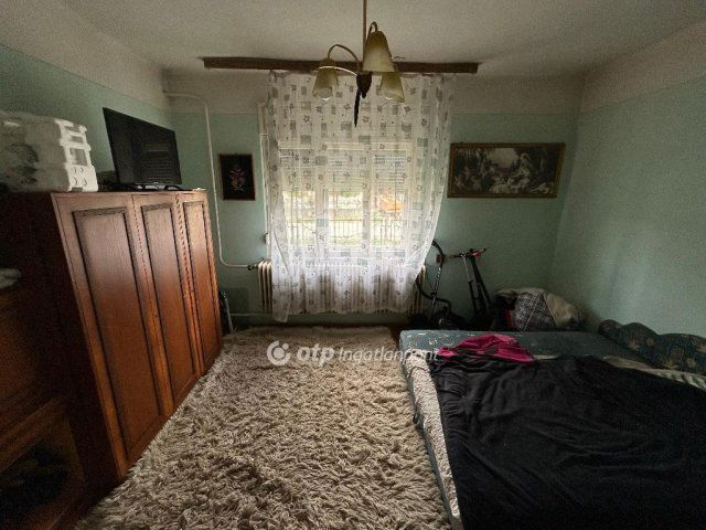 Eladó családi ház, Rábapatonán 39.5 M Ft, 2 szobás