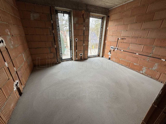 Eladó téglalakás, Balatonlelleén 69 M Ft, 6 szobás