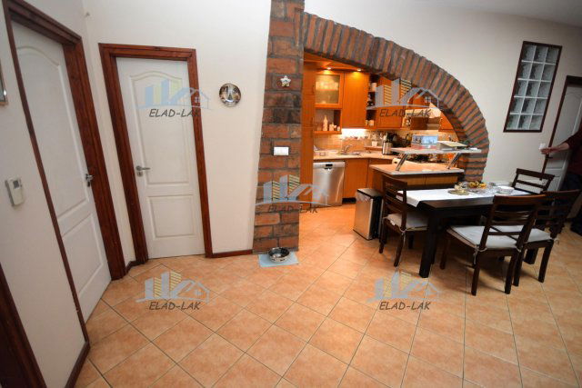 Eladó téglalakás, Szombathelyen 89 M Ft, 4 szobás