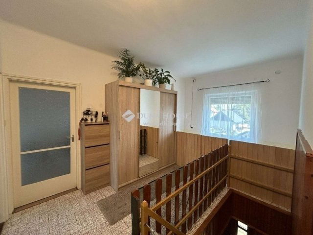 Eladó családi ház, Monoron 110 M Ft, 4 szobás