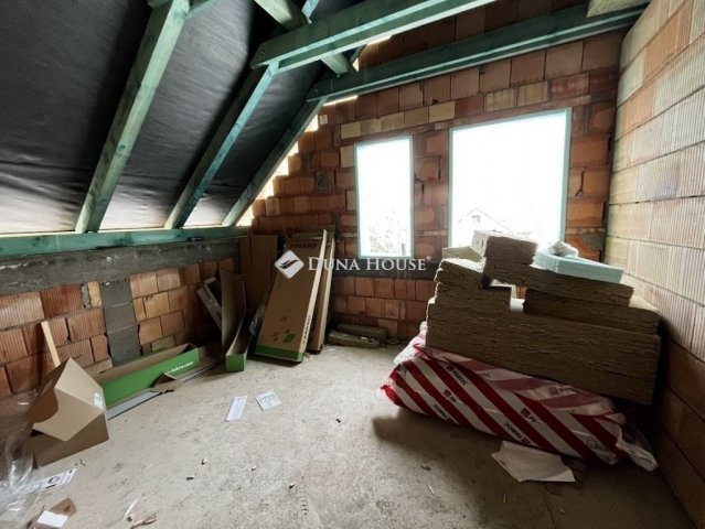 Eladó ikerház, Monoron 104 M Ft, 4 szobás / költözzbe.hu