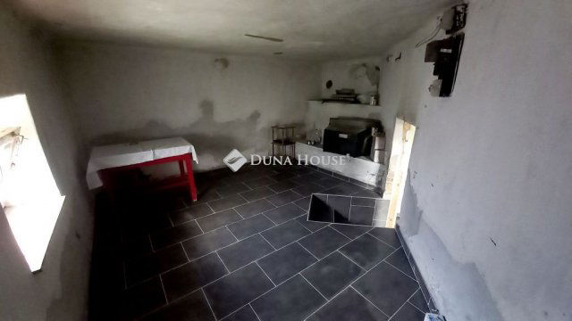 Eladó családi ház, Nagykőrösön 29.9 M Ft, 5 szobás