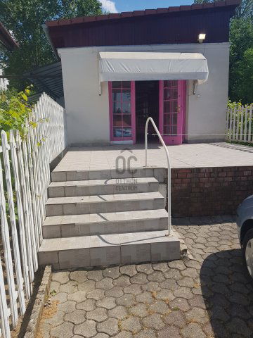 Kiadó ipari ingatlan, Pécsett 99 E Ft / hó / költözzbe.hu