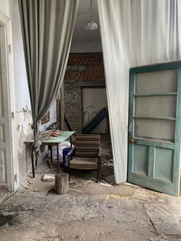 Eladó családi ház, Cegléden 37.5 M Ft, 3 szobás