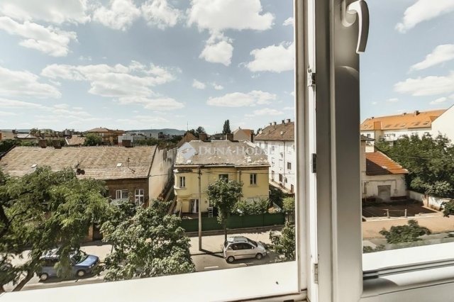 Eladó téglalakás, Budapesten, XIII. kerületben 69.9 M Ft