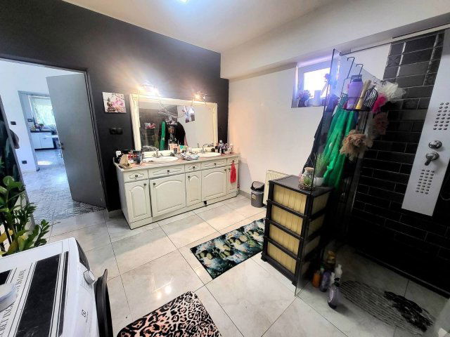 Eladó családi ház, Gödön 87.5 M Ft, 4 szobás