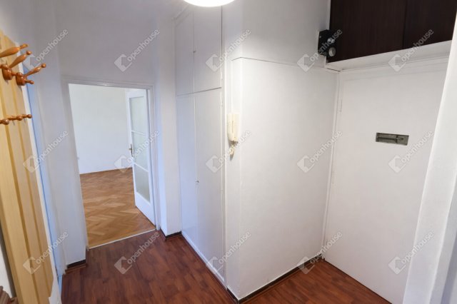 Eladó téglalakás, Székesfehérvárott 54.7 M Ft, 2 szobás