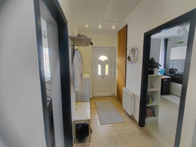 Eladó ikerház, Halásztelken 139 M Ft, 4 szobás