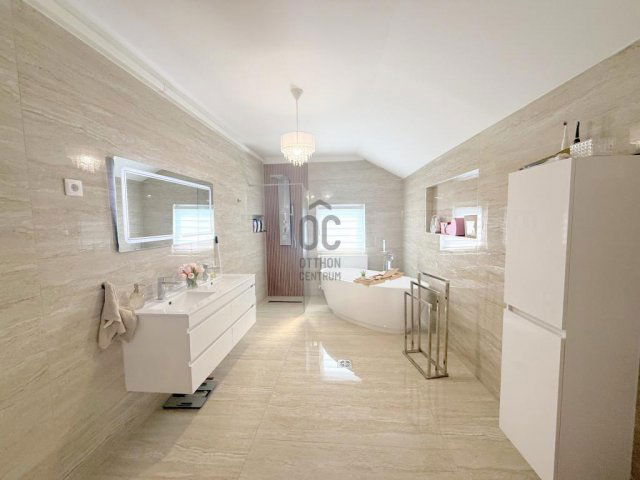 Eladó ikerház, Gyálon 149 M Ft, 6 szobás / költözzbe.hu