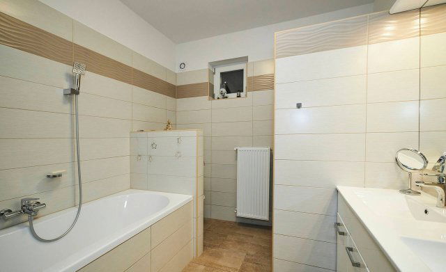 Eladó családi ház, Marcaliban 79.9 M Ft, 4 szobás