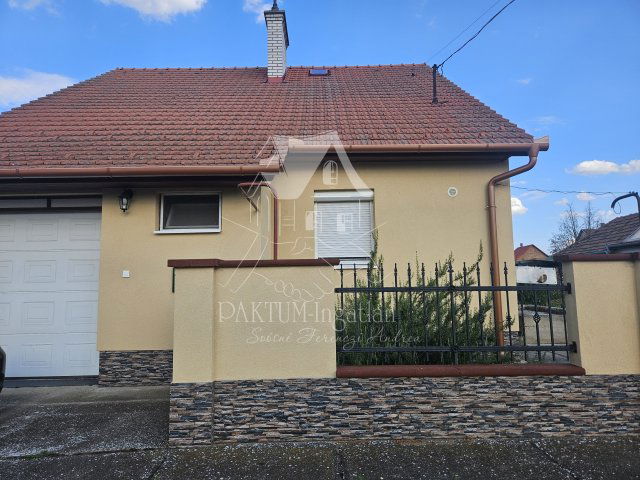 Eladó családi ház, Tiszajenőn 44.9 M Ft, 2+2 szobás