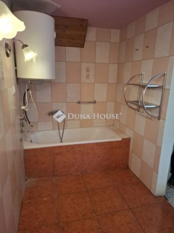 Eladó nyaraló, Szegeden 43 M Ft, 1+1 szobás