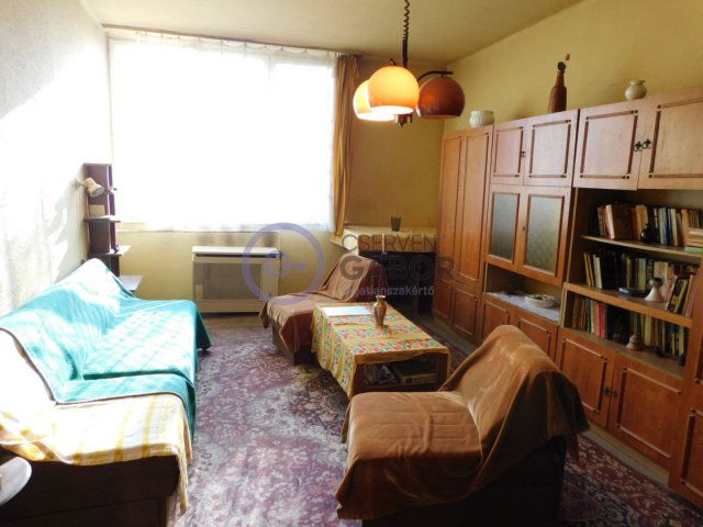 Eladó téglalakás, Debrecenben 40.5 M Ft, 1+1 szobás