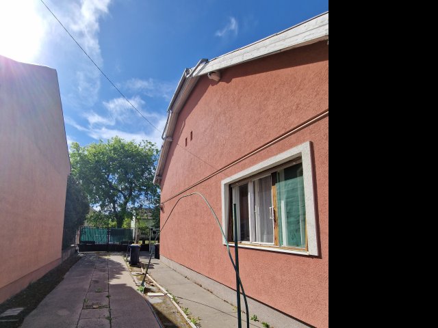 Eladó családi ház, Budapesten, XXI. kerületben 105 M Ft