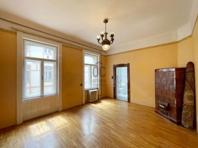 Eladó téglalakás, Budapesten, VI. kerületben 99 M Ft, 3 szobás