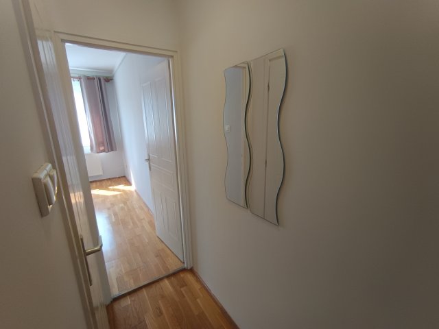 Eladó téglalakás, Veszprémben 62.9 M Ft, 2 szobás