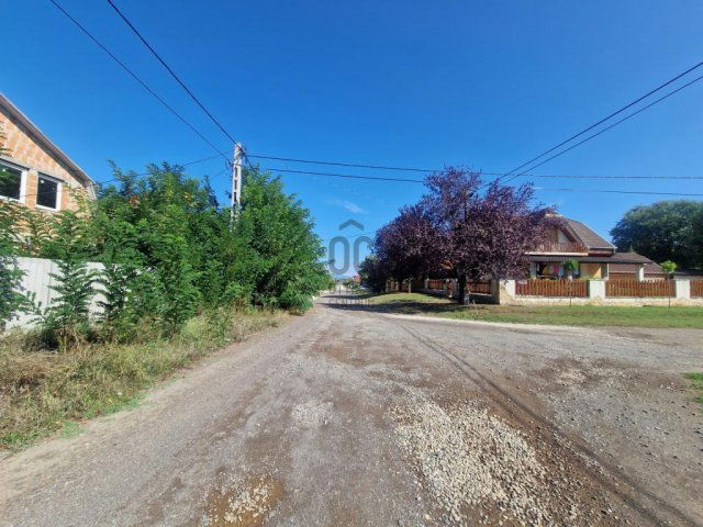 Eladó családi ház, Tóalmáson 55 M Ft, 8 szobás