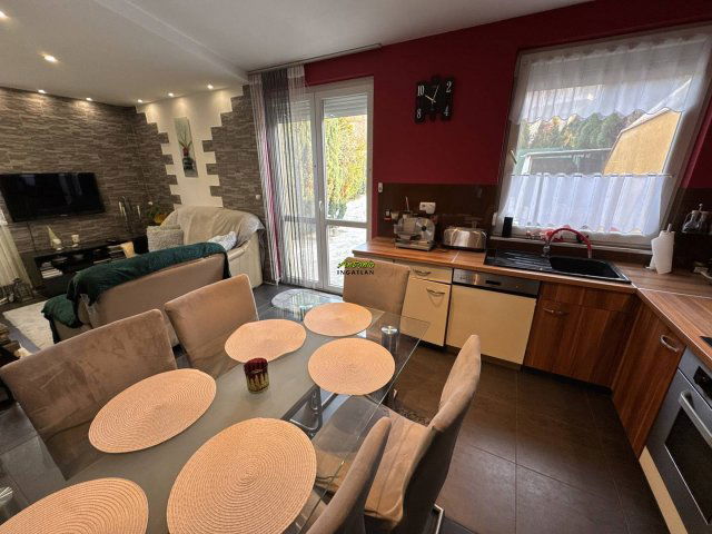 Eladó ikerház, Sopronban 98.99 M Ft, 5 szobás